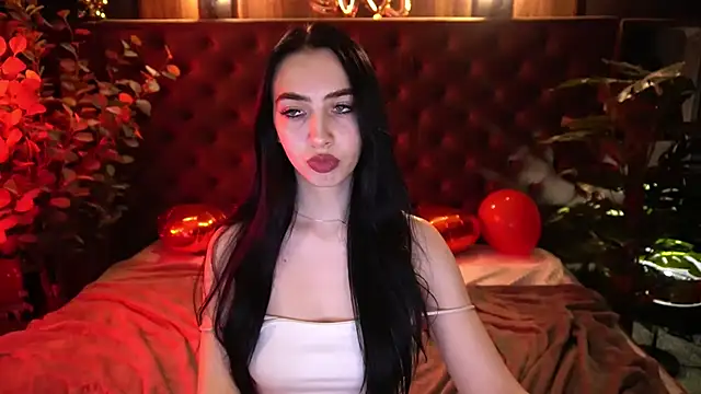 XXX chat uživo modela WildKittenX_