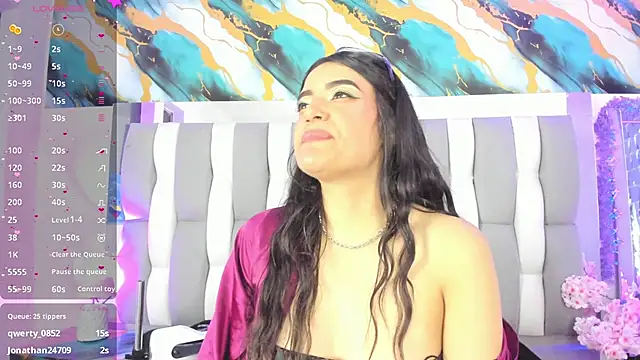 Chat XXX en directo de IsaDiiaz