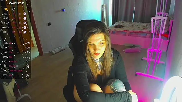 AizaRose élő XXX-chatje