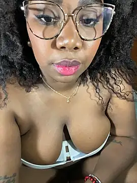 Czat XXX na żywo – karlaebony