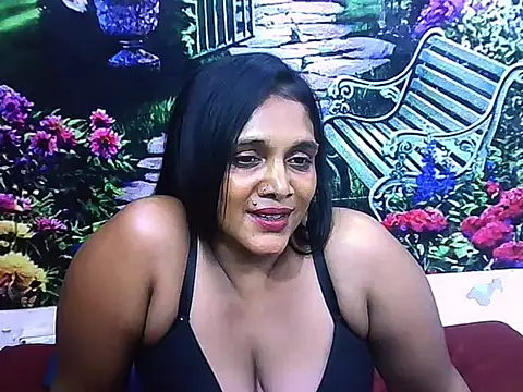 Czat XXX na żywo – IndianSexyLady20