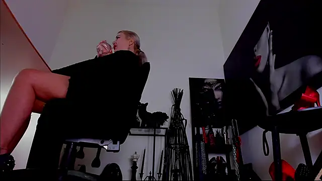 MistressDemi Obrolan Langsung XXX