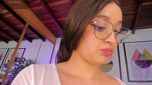 MiaKay1 Live XXX Chat