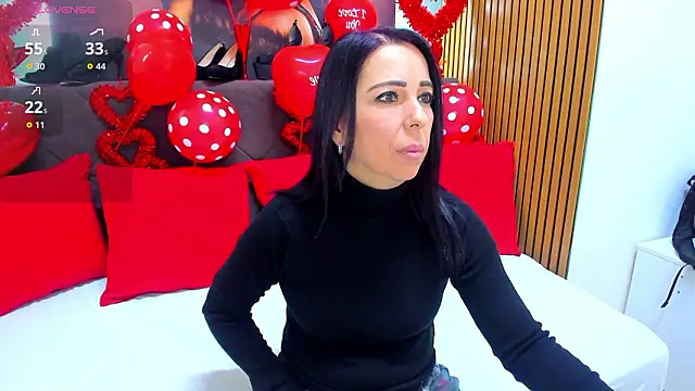 XXX chat uživo modela LauraSiin