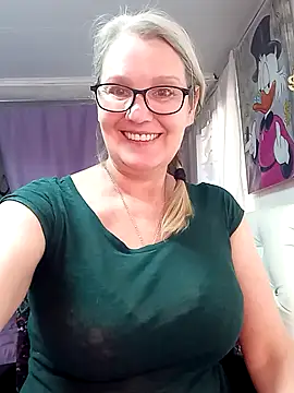 دردشة irinamaux الجنسية المباشرة