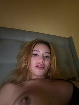 surprisecockmiaのライブXXXチャット