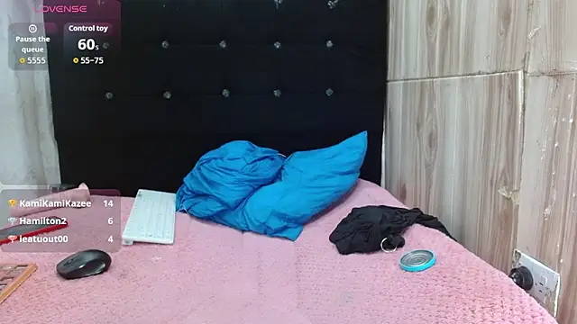 Онлайн чат XXX Camil4_milf_1