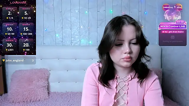 แชท XXX สดของ Mili_Lumi