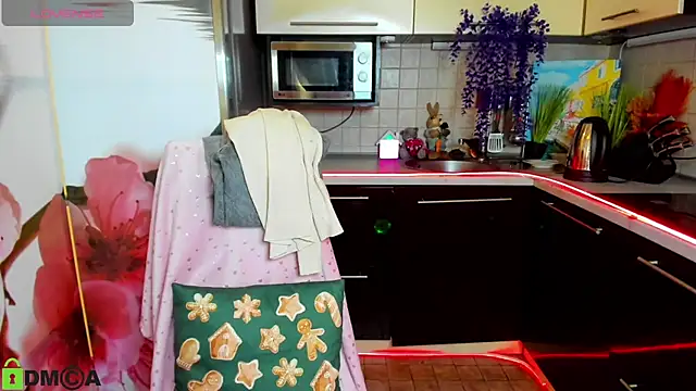 แชท XXX สดของ TayanaJons