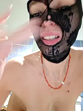 Dayana2022 Adlı Modelin Canlı XXX Sohbeti