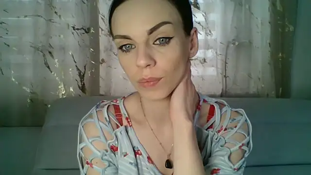 Онлайн чат XXX CassieSensual