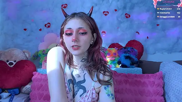 _Devill_Baby élő XXX-chatje