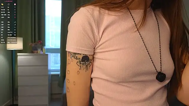 Онлайн чат XXX DoretheaMosley