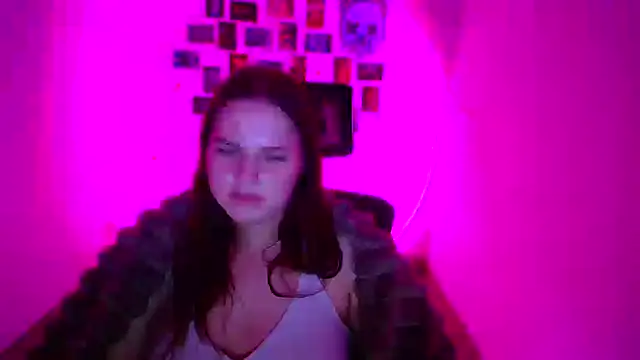 Онлайн чат XXX Kitty_Mia_Kitty