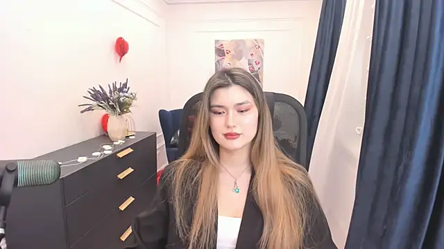 AnneTLi Chat XXX in diretta