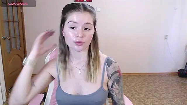 miaacatt – Kamerová šou