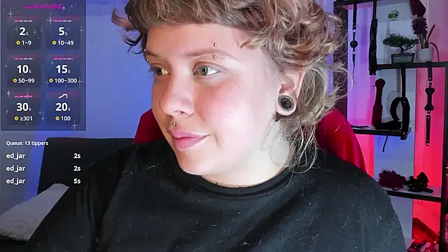 Sabrina_scarlett: онлайн-секс-чат