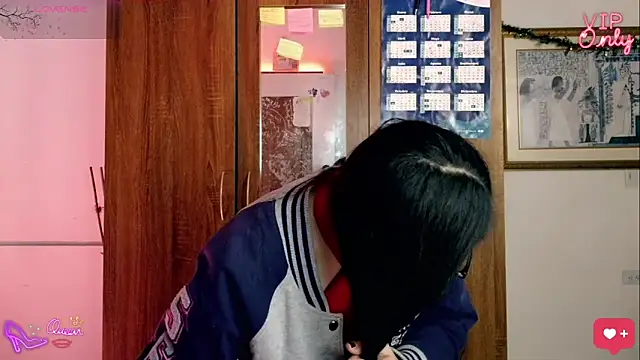 LauGrayJ élő XXX-chatje