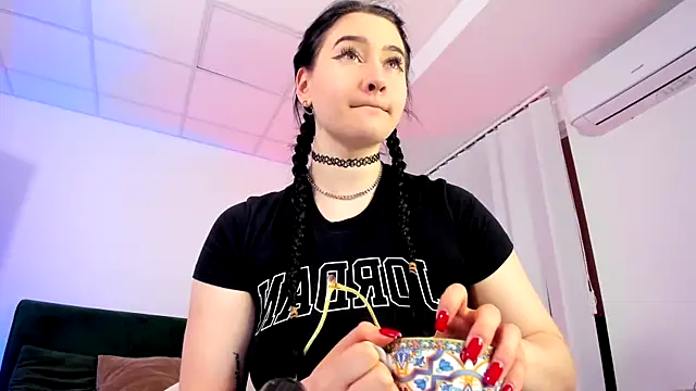 Mary_Lori: онлайн-секс-чат