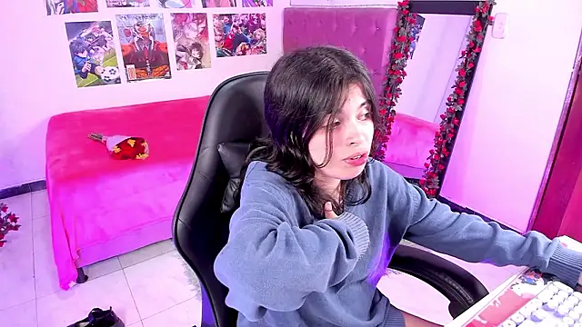 selina_lovers_ Adlı Modelin Canlı XXX Sohbeti