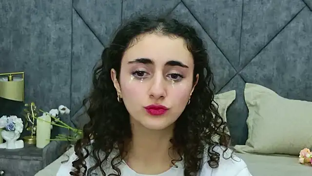 Susan_Fors – Naživo XXX chat