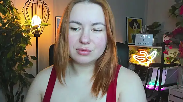 LAYLAxSTAR Adlı Modelin Canlı XXX Sohbeti