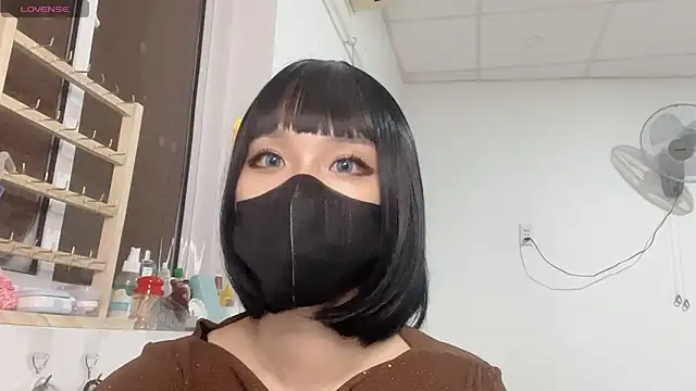 Czat XXX na żywo – Tieu-May