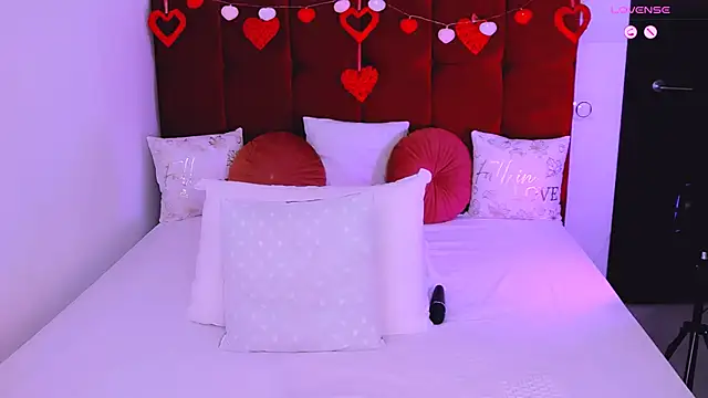 XXX chat uživo modela EvelynPorshe