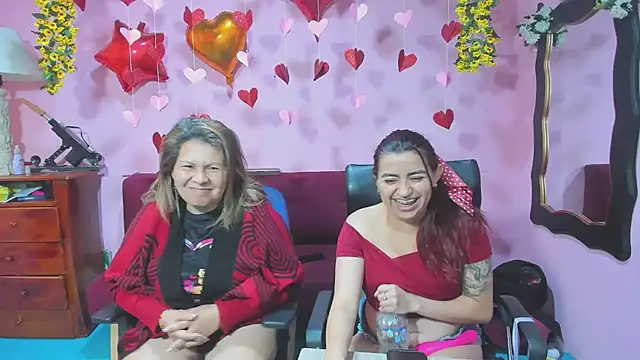 Chat +18 de lesbiancuple ao vivo