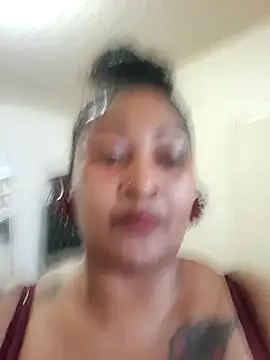 Chat +18 de MONSTERTITS44DDD ao vivo