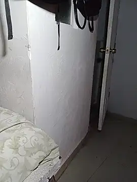 KarameloVzla Adlı Modelin Canlı XXX Sohbeti