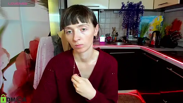 TayanaJons Adlı Modelin Canlı XXX Sohbeti