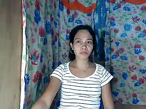 Chat XXX ao vivo de PinaySkinnyGirl