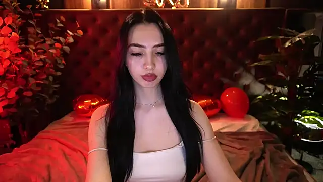 WildKittenX_ Adlı Modelin Canlı XXX Sohbeti