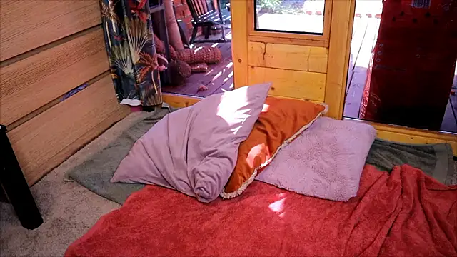 LittleMe97 Webcam show