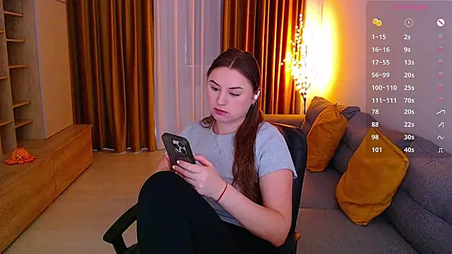 _Mia_Adams élő XXX-chatje