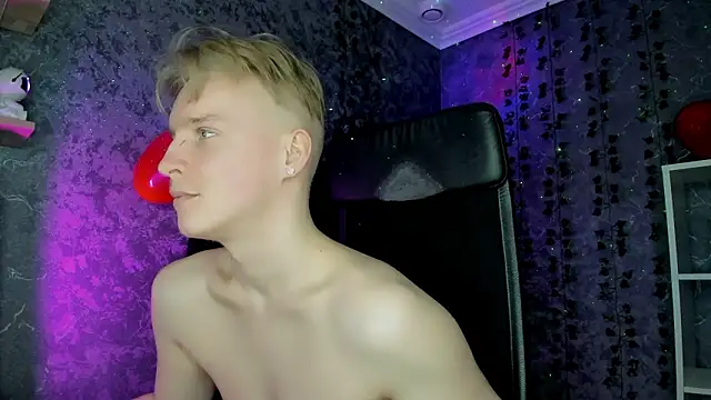 AlexxSweet Adlı Modelin Canlı XXX Sohbeti