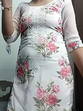 Chatroom XXX en direct de PUNAM456