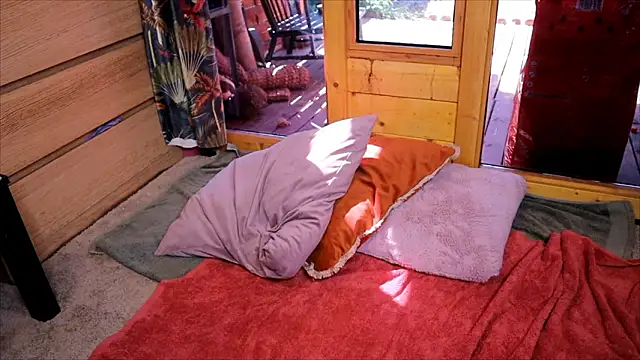 LittleMe97: απευθείας συνομιλία ΧΧΧ