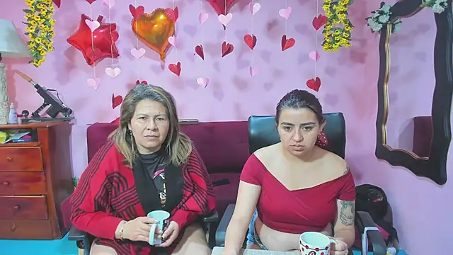 lesbiancuple: онлайн-секс-чат