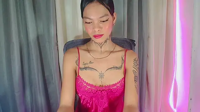 Chatroom XXX en direct de DoriDelux20