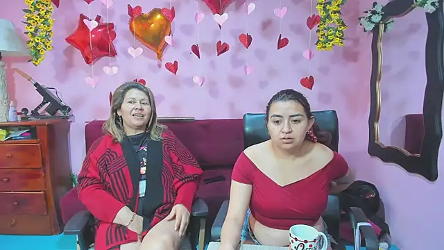 lesbiancuple 现场XXX聊天