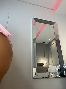 MiaSmit_: απευθείας συνομιλία ΧΧΧ