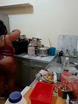 MONSTERTITS44DDD – Live XXX-chat