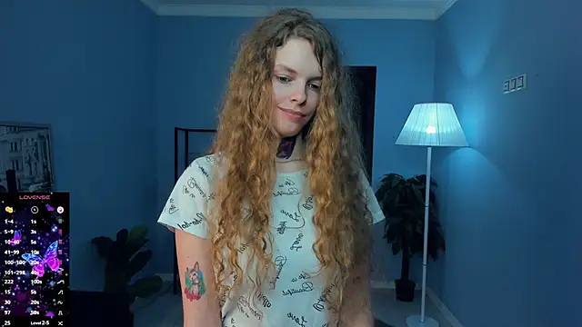 Chatroom XXX en direct de RayaNenlia