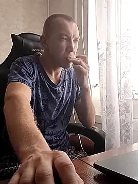 _uncle_Mitya-43_のライブXXXチャット