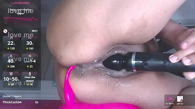 Katha_Marck Adlı Modelin Canlı XXX Sohbeti