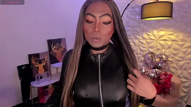 AkieshaCOCK: онлайн-секс-чат