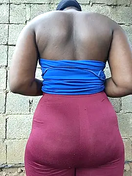 Too_fresh Show in webcam