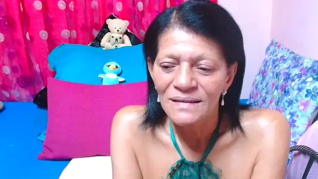 دردشة SLUTTYROXY الجنسية المباشرة